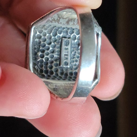 Turquoise and Silver Ring - Picture 4 of 5